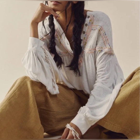 Free People Tops - Free people Mara Mae Embroidered Top Size Medium